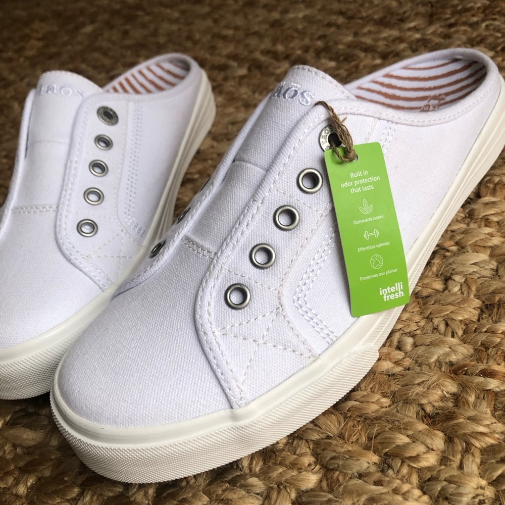 New w Tag: Taos EZ Soul Slip On Sneaker. White Canvas. Size 9.5